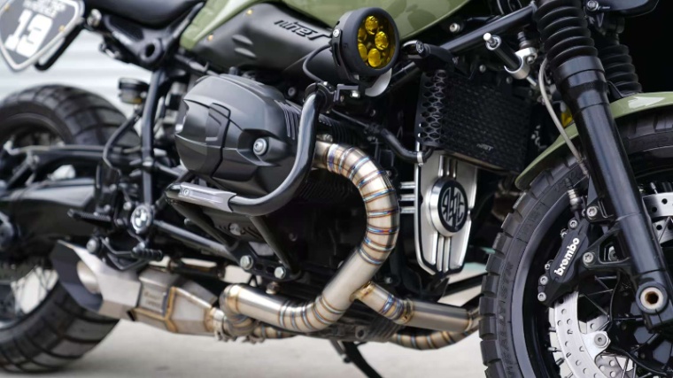 BURNOUTチタンフルエキゾーストマフラー BMW R nineT